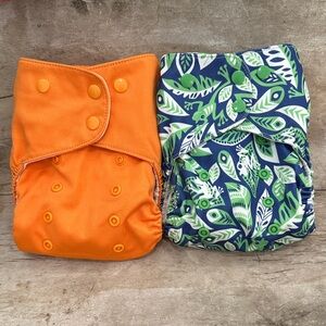 Lalabye Baby, one size cloth diapers reusable. Pair, one print one solid. *USED*